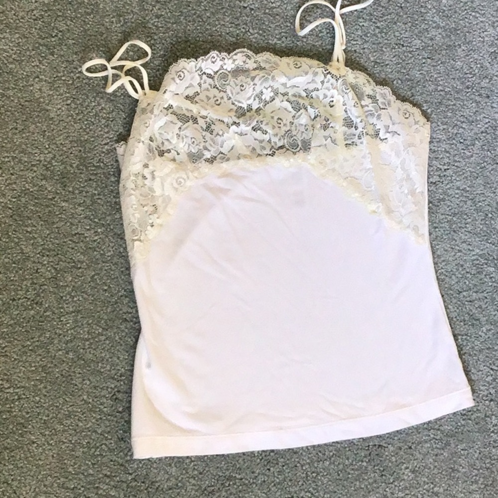 Women’s camisole half slip.